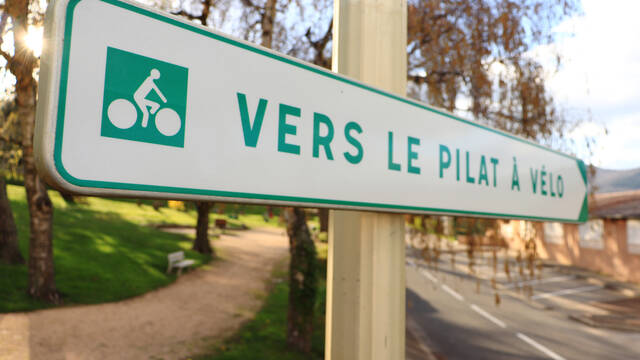 Accueil vélo dans le Pilat